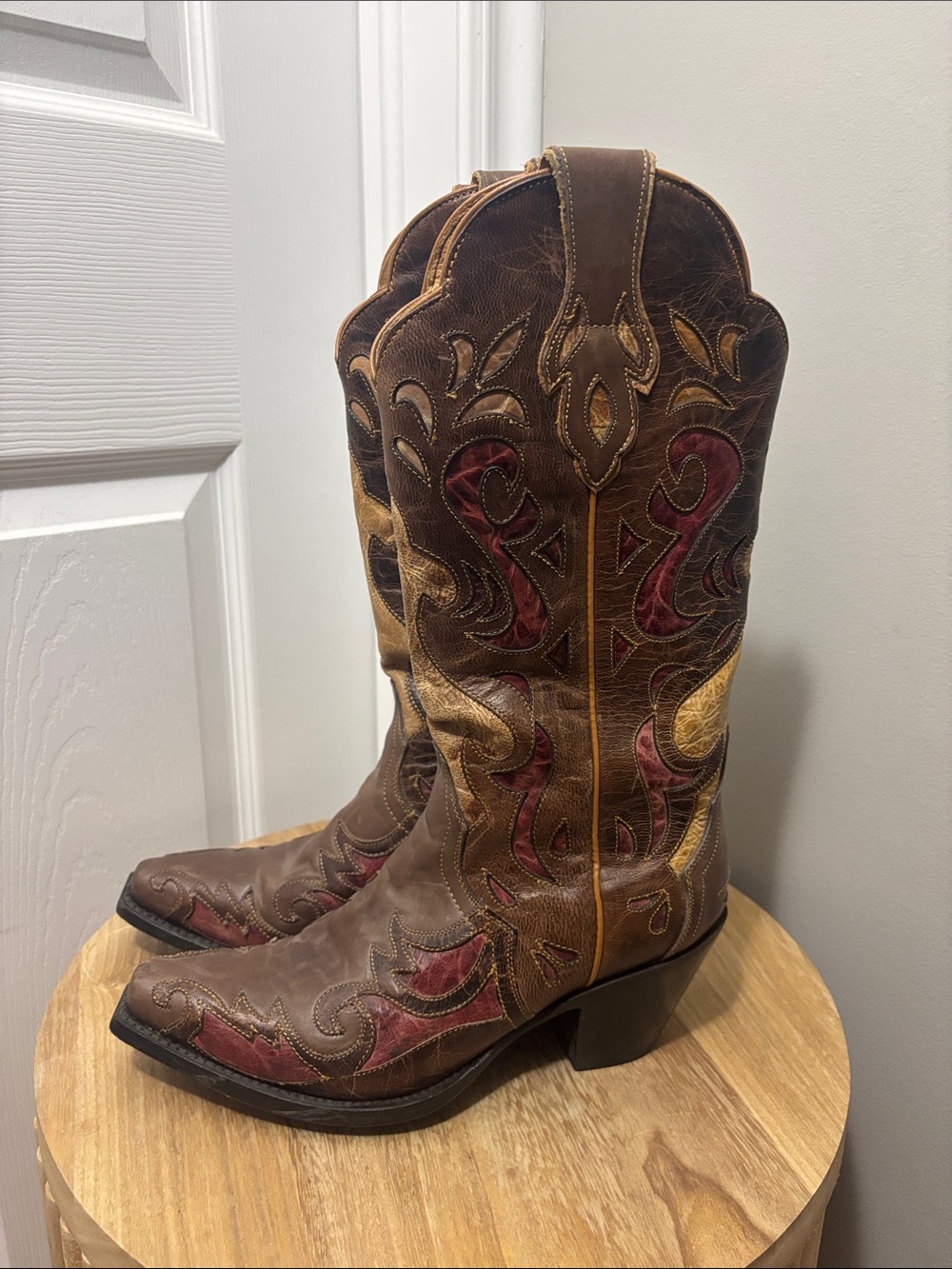 Vintage Stirling River Heeled Cowgirl Boots